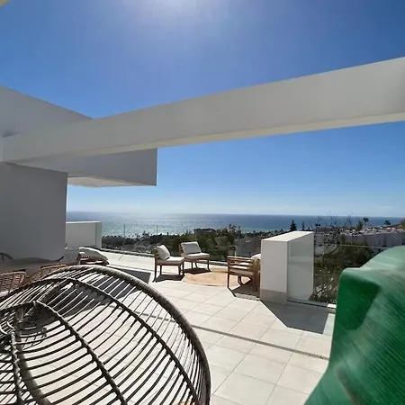 Pure South Penthouse Sea View *
