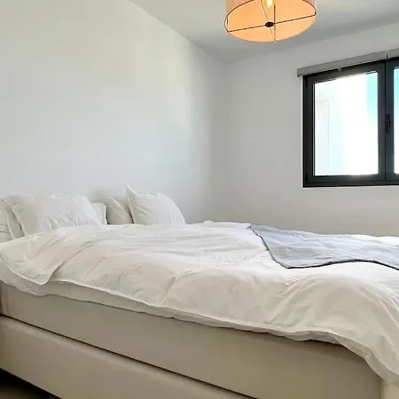 Pure South Penthouse Sea View *